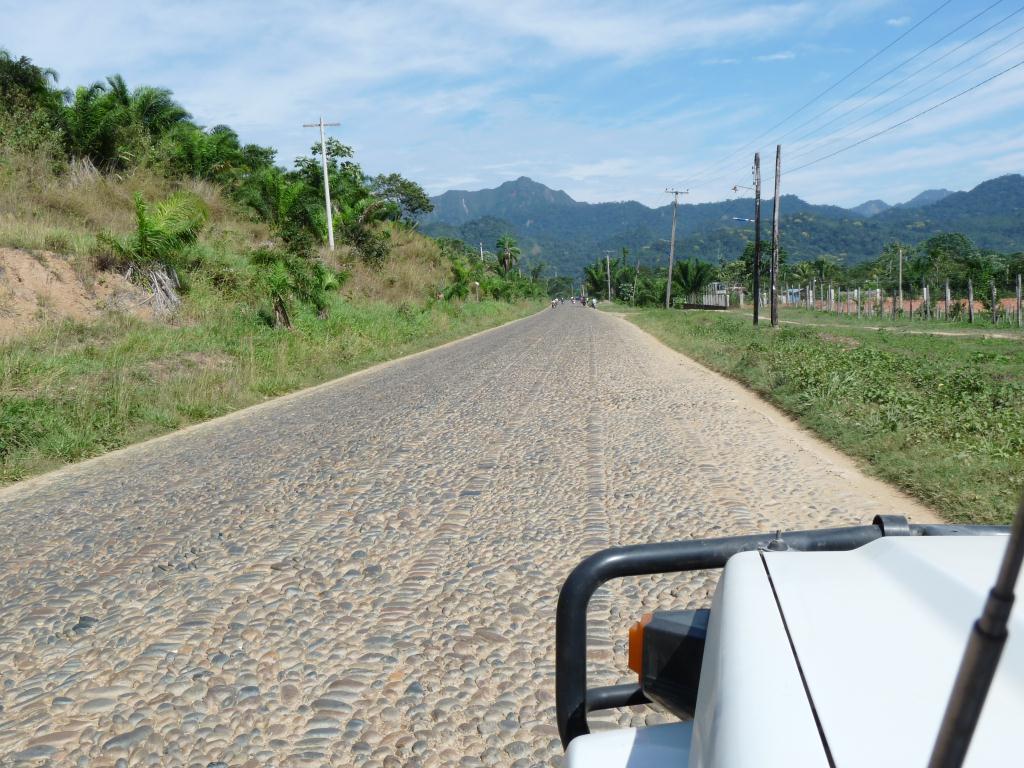 Bolivia: Cobblestone road into Rurrenabaque