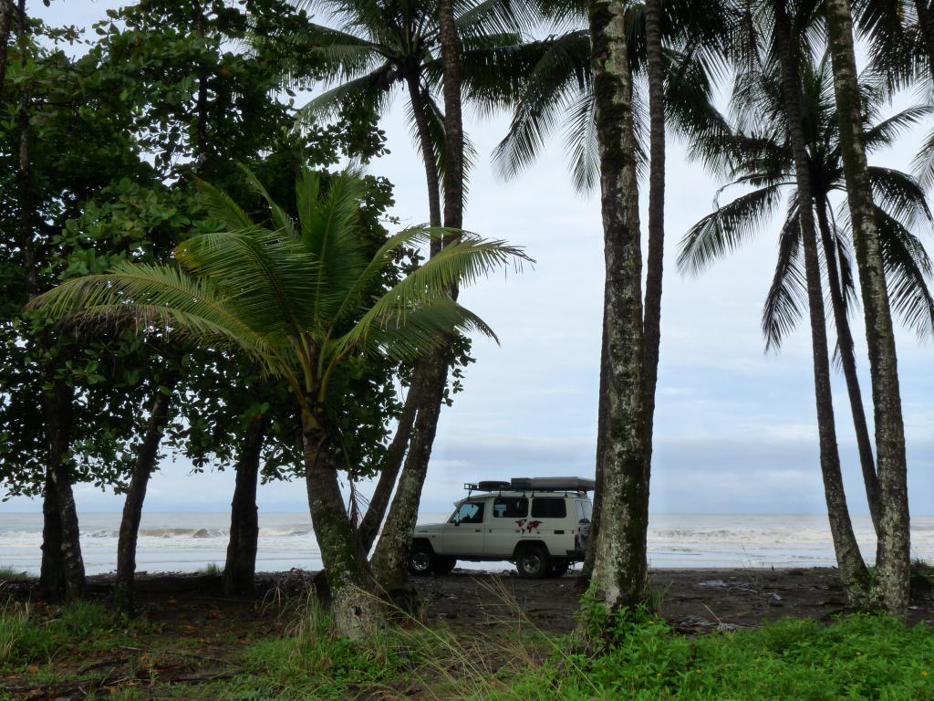 Costa Rica: Playa Dominical, Pacific Ocean