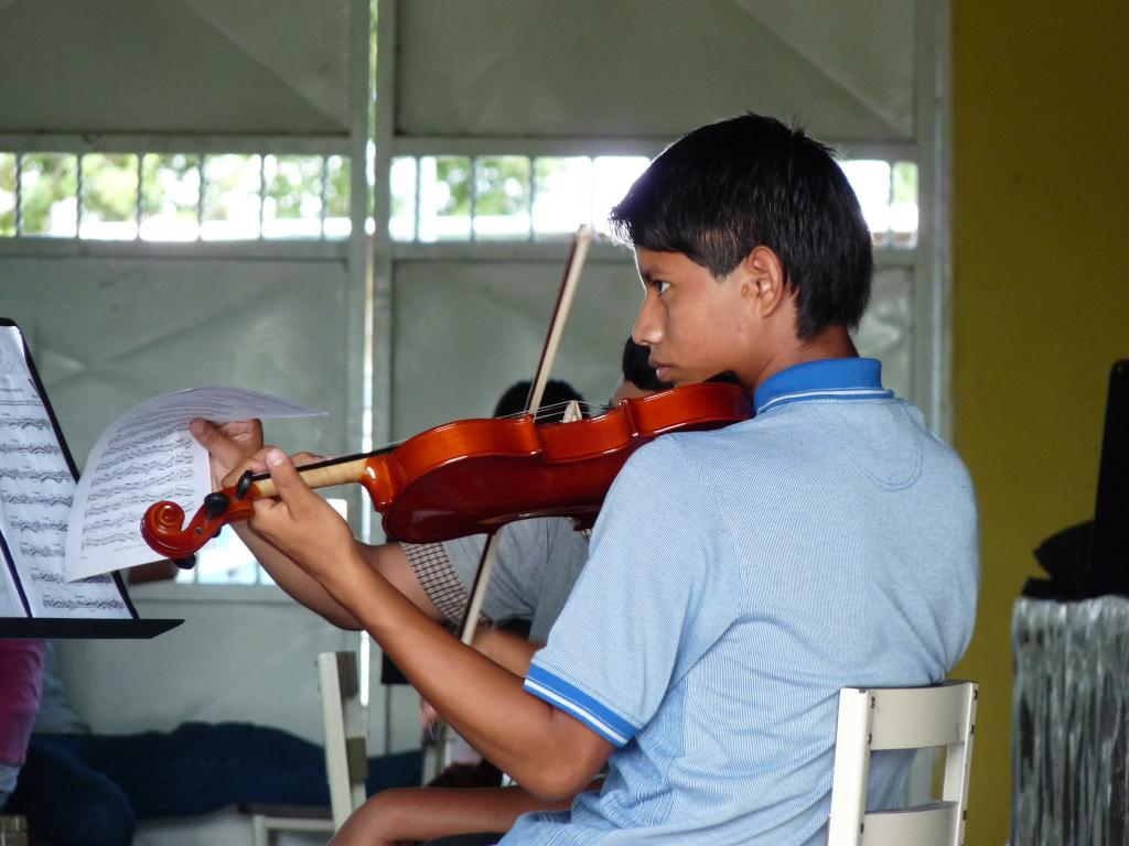 Venezuela: Canaima Music School