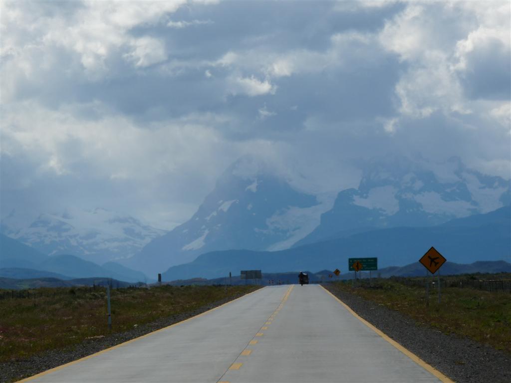 Chile: Road to Torres del Paine National Park