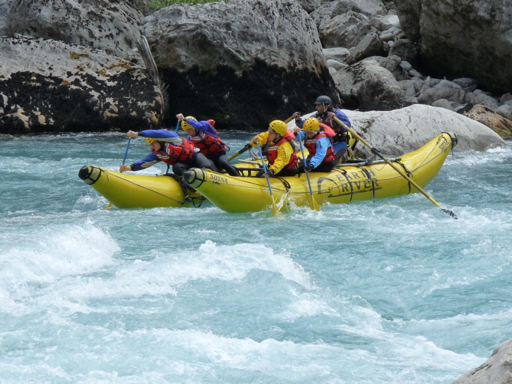 Chile: Whitewater rafting on the Futaleufu River