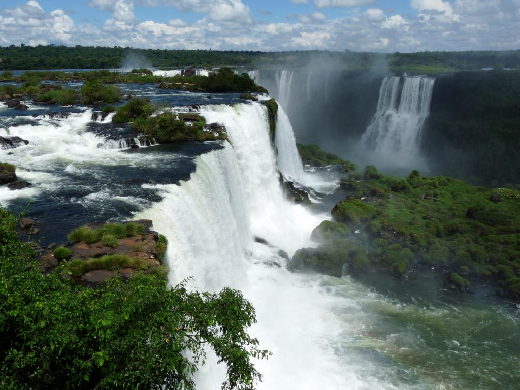 Brazil: Iguazu Falls