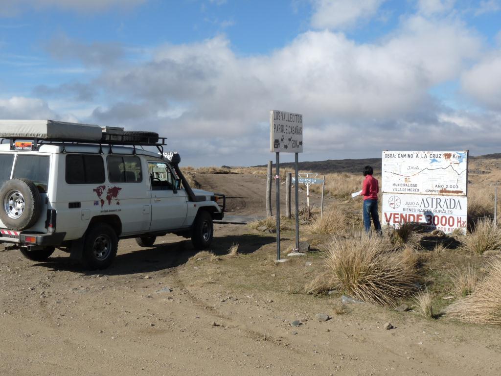 Argentina: 4WD track between Merlo and La Cruz