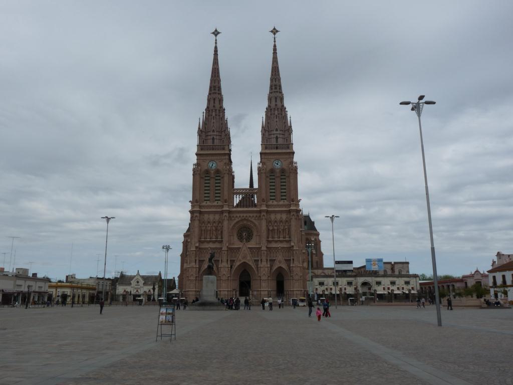 Argentina: Lujan Cathedral