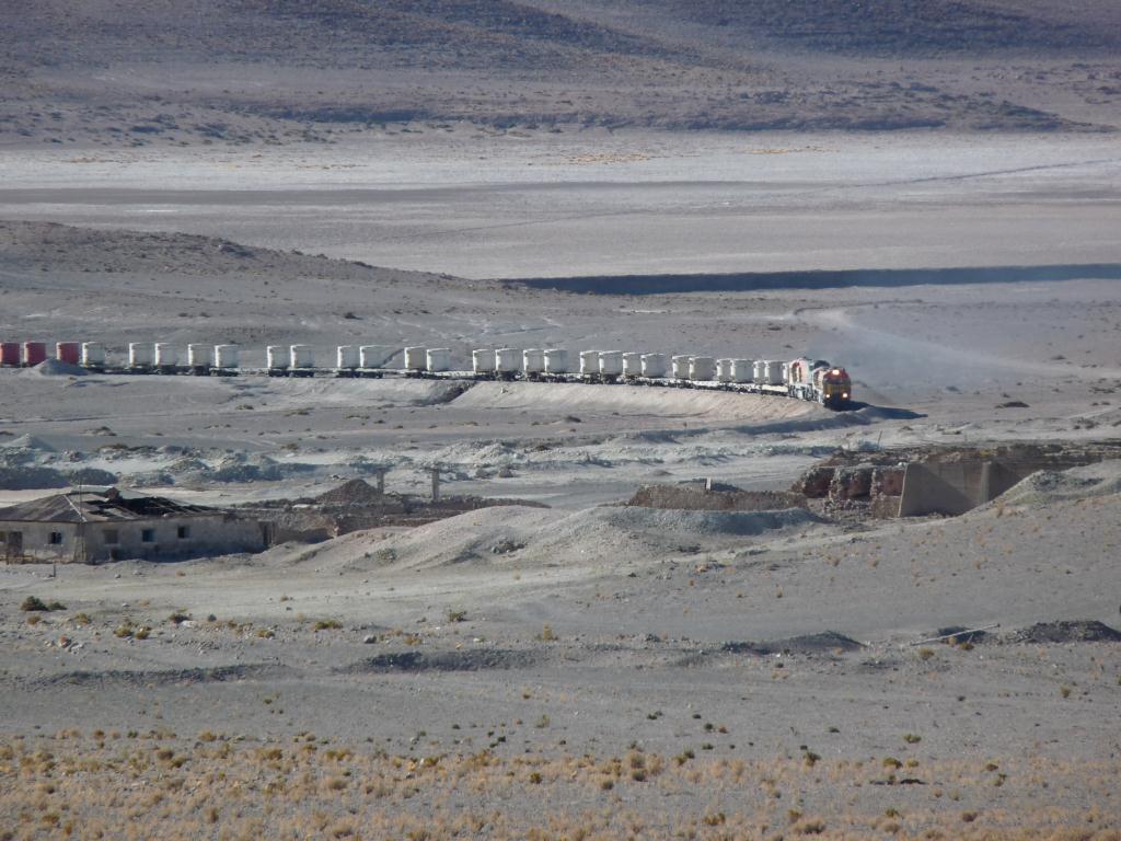 Chile: Calama (Chile) to Uyuni (Bolivia) Railway line (3700m)