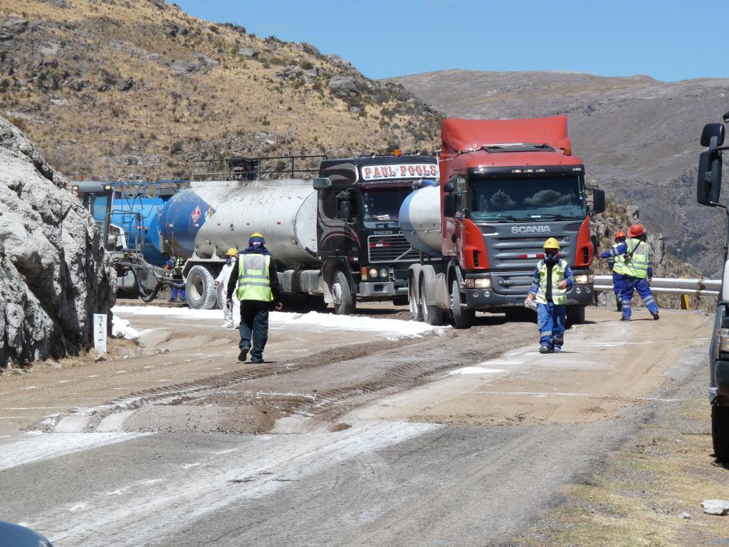 Peru: Delayed by road works