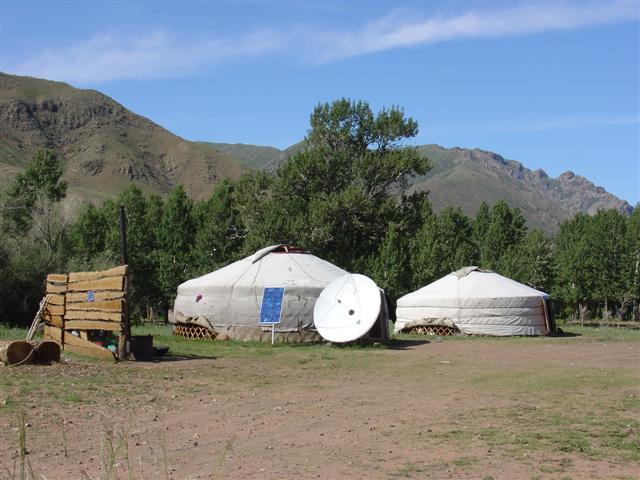 Mongolia: GER with 100 channel satellite TV